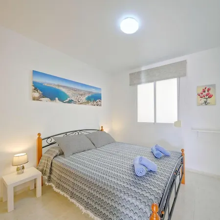 Imperial Park-18 By Interhome 칼페